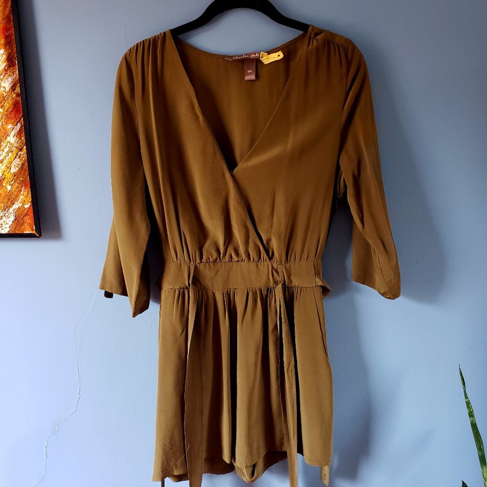 Charlie Jade Romper/ Size Small